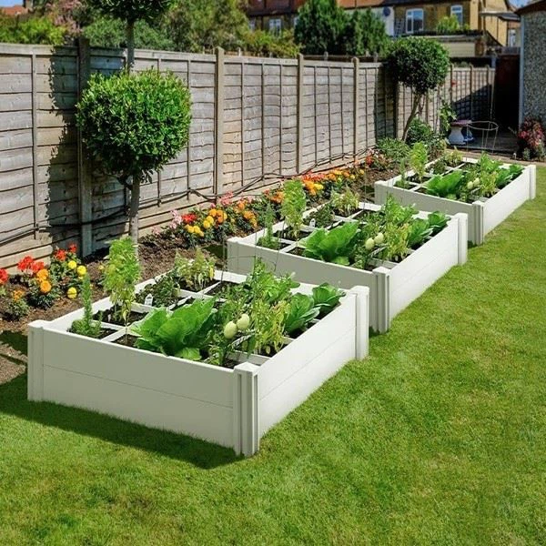 RAISED GARDEN BED